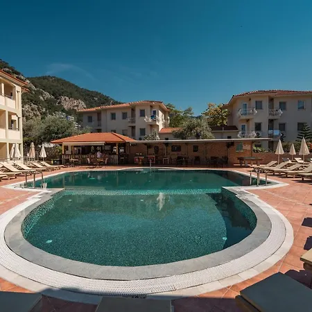 Belcehan 度假村 厄吕代尼兹