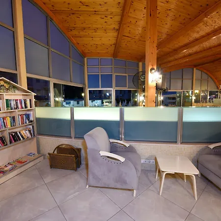 度假村 Belcehan 3*