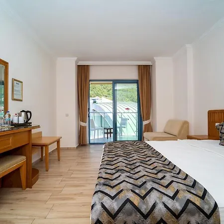 Belcehan Resort 3*