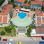 Belcehan Resort 3*
