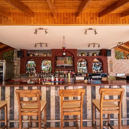 Belcehan Resort 3*